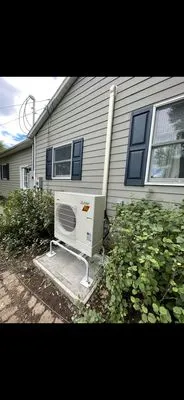 A & R Mechanical Contracting Logo