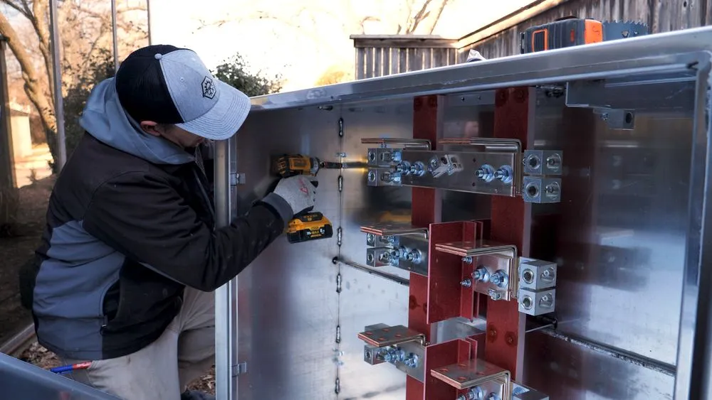 Slide of A & T Mechanical