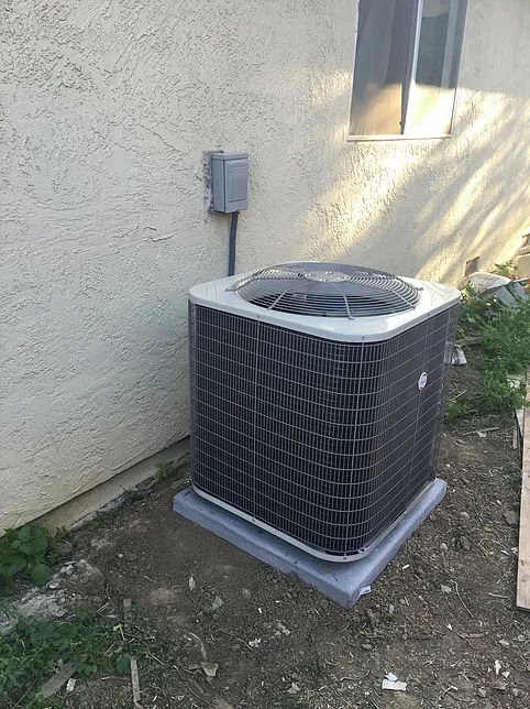 Slide of A 100% Guarantee Heating & AC