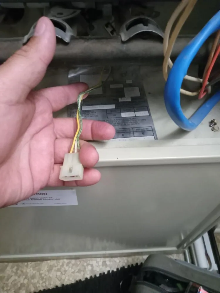 Slide of A Air-conditioning & Heating Specialist