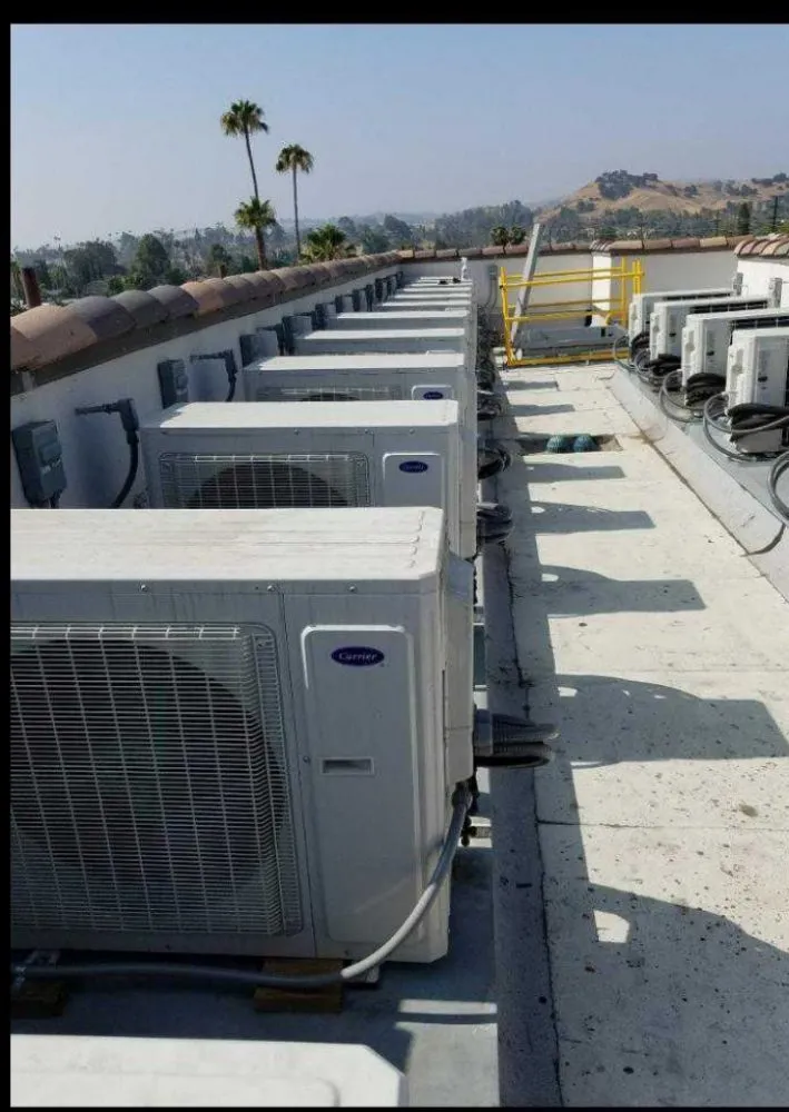 Slide of A Air-conditioning & Heating Specialist