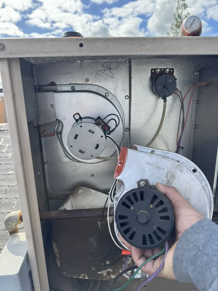 Slide of A and L Air Conditioning