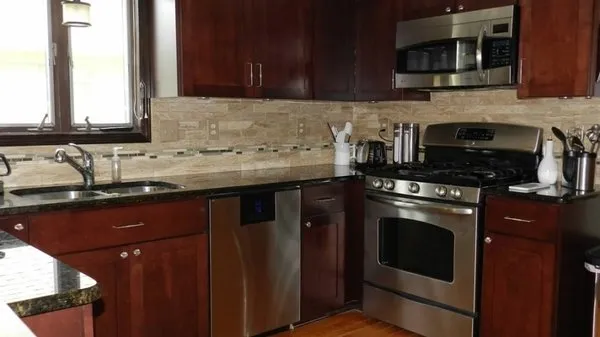 A Friendly Appliance & Air-Conditioning Repair and Services Logo