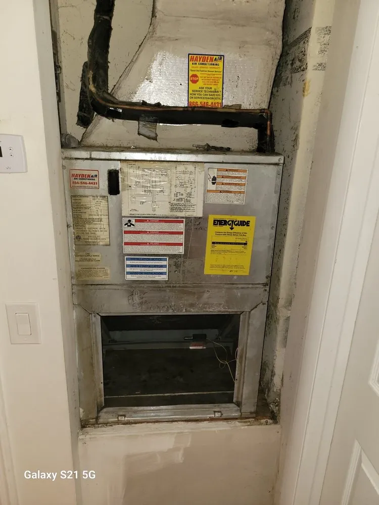 Slide of A R Williams Air Conditioning