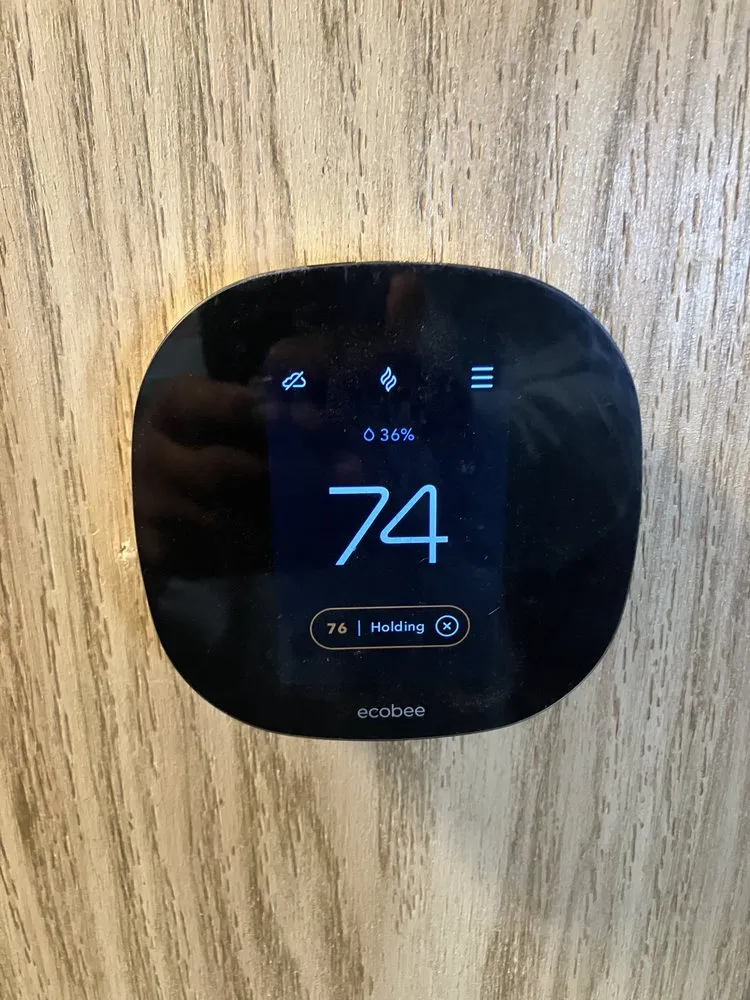 Slide of A&A Refrigeration