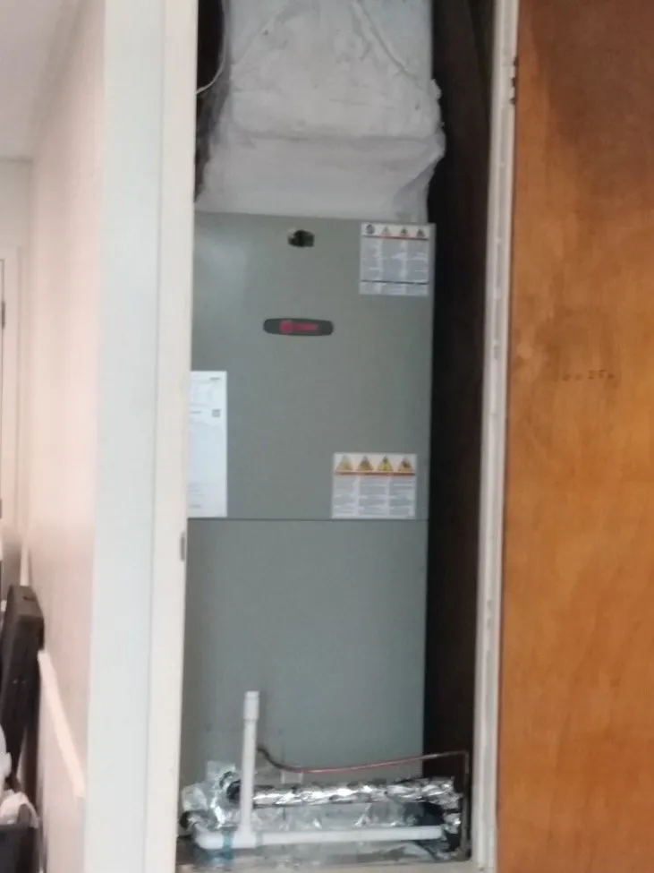 Slide of AAA Air Conditioning