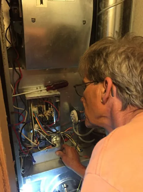 Slide of Aaron's Heating & Cooling