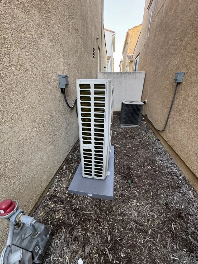 Slide of A&B Heathing & Air Conditioning