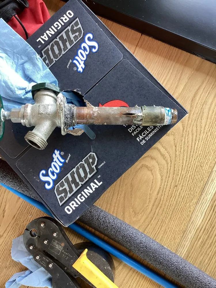 Slide of Abacus Plumbing, Air Conditioning & Electrical