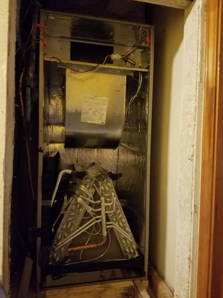 Slide of Absolute Comfort Cooling and Heating