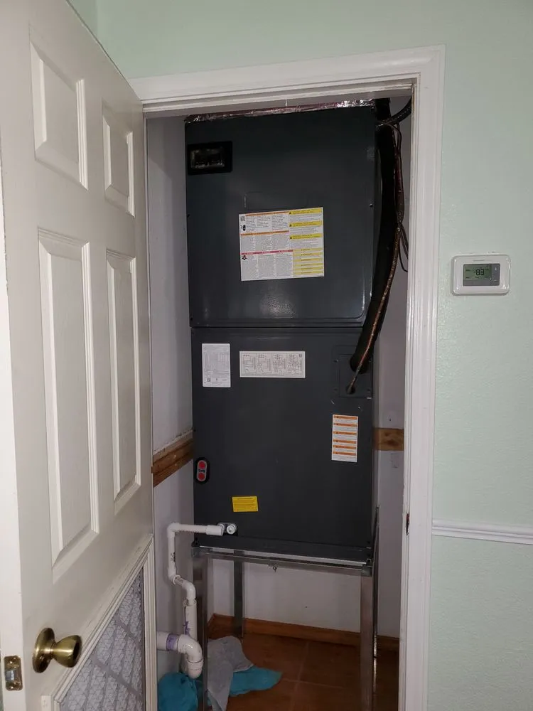 Slide of Absolute Comfort Cooling and Heating