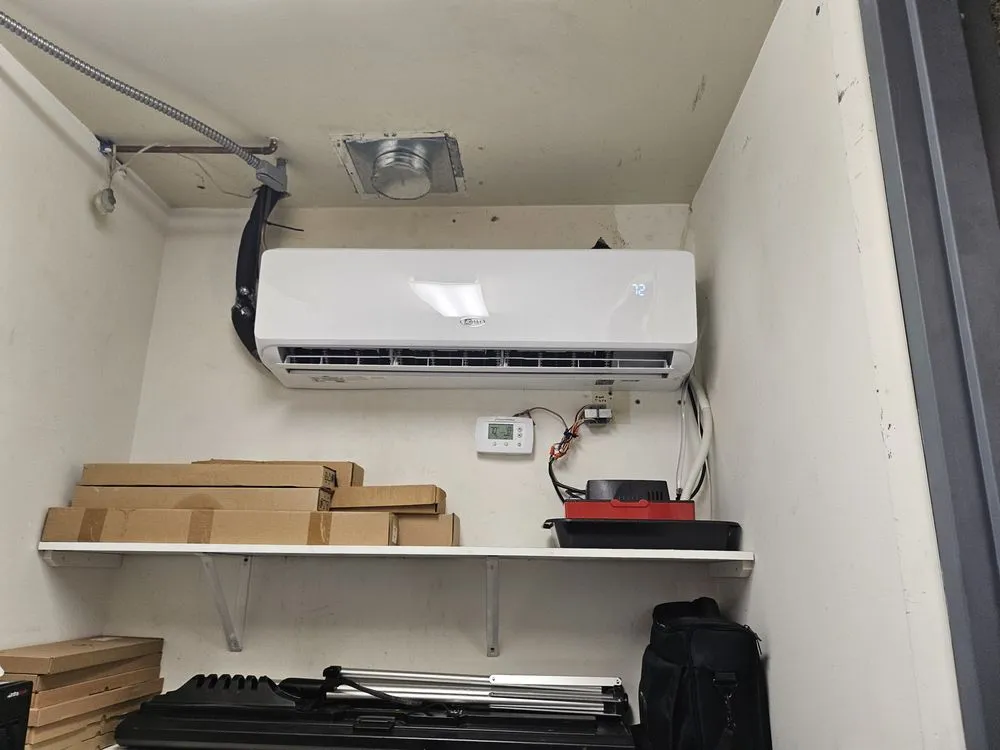 Slide of Absolute Comfort Heating & Air Conditioning