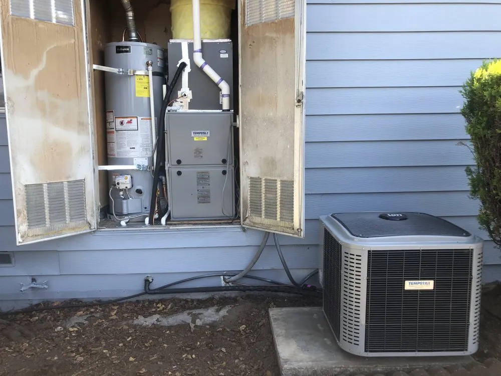 Slide of Absolute Comfort Heating and Air Conditioning