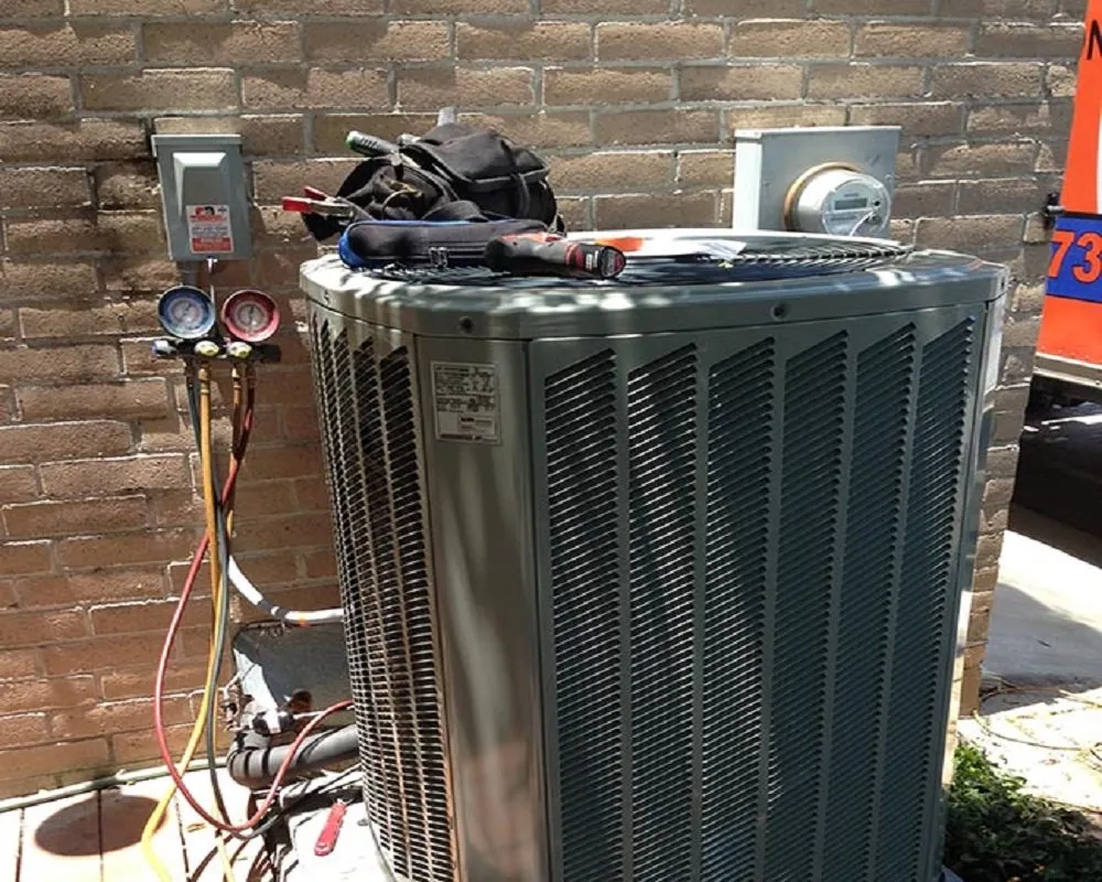 Slide of AC & Heating Guru