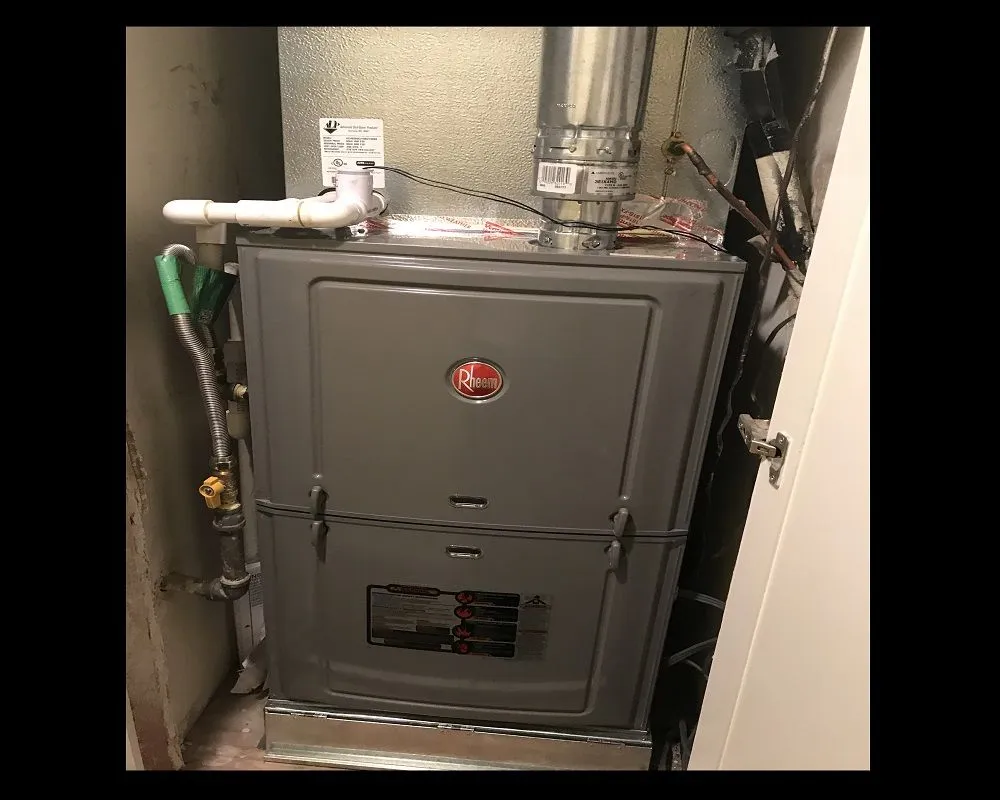 Slide of AC and Heating Experts