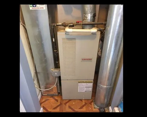 AC and Heating Experts Hyde Park Logo