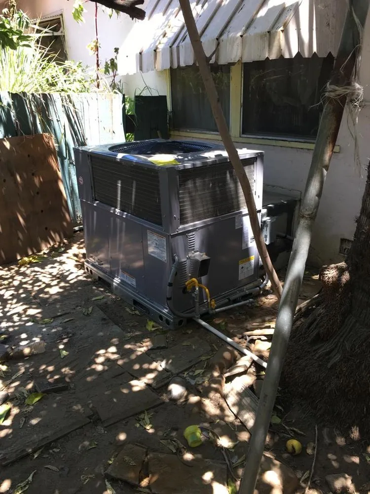 Slide of A/C Fast Solutions