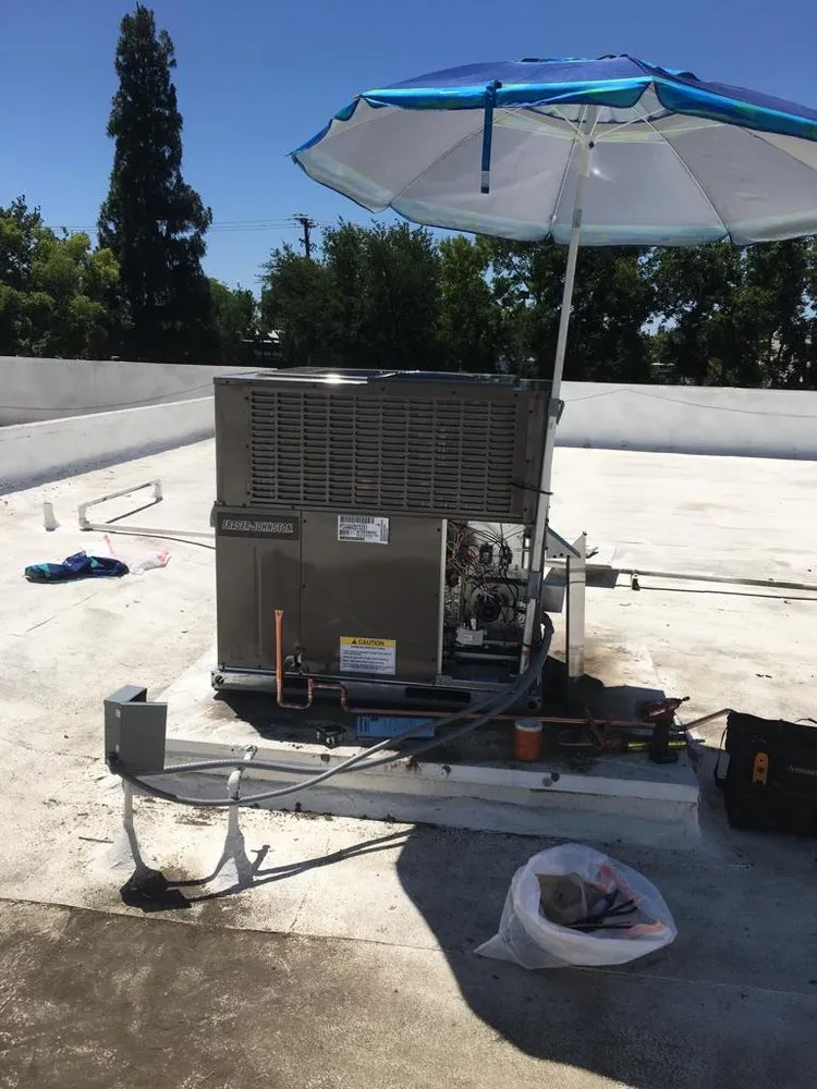 Slide of A/C Fast Solutions