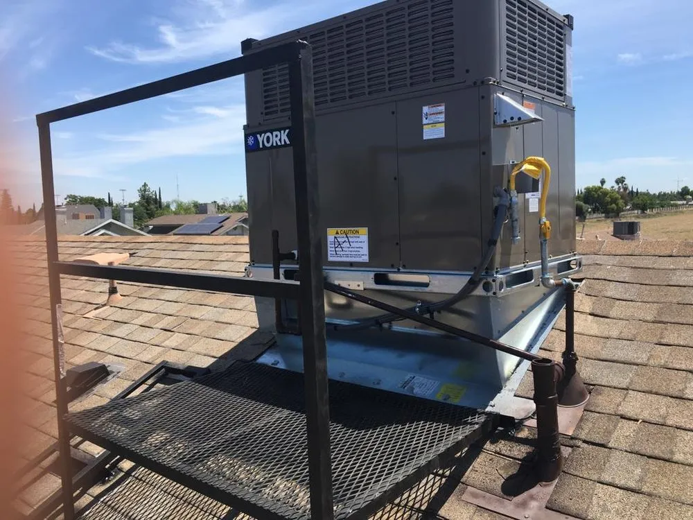 Slide of A/C Fast Solutions