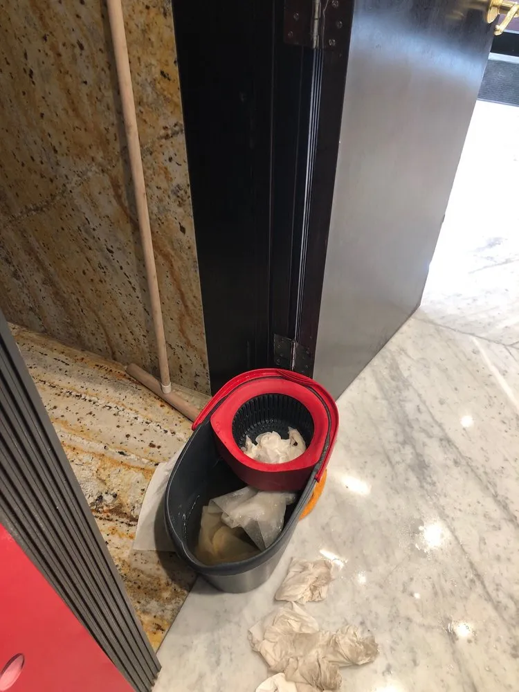 Slide of A/C Fast Solutions