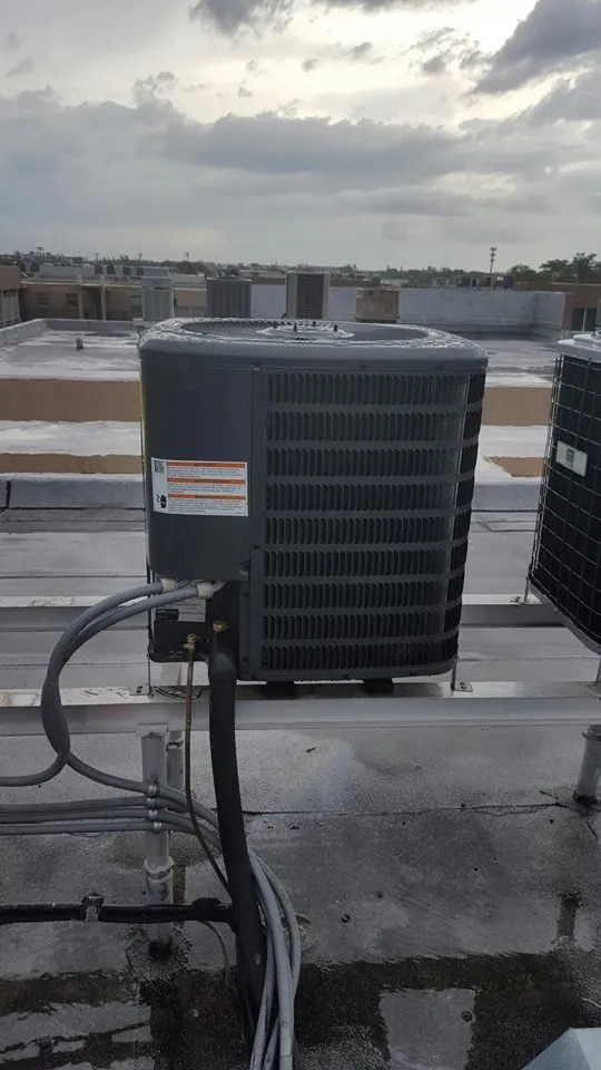 Slide of A/C Fast Solutions