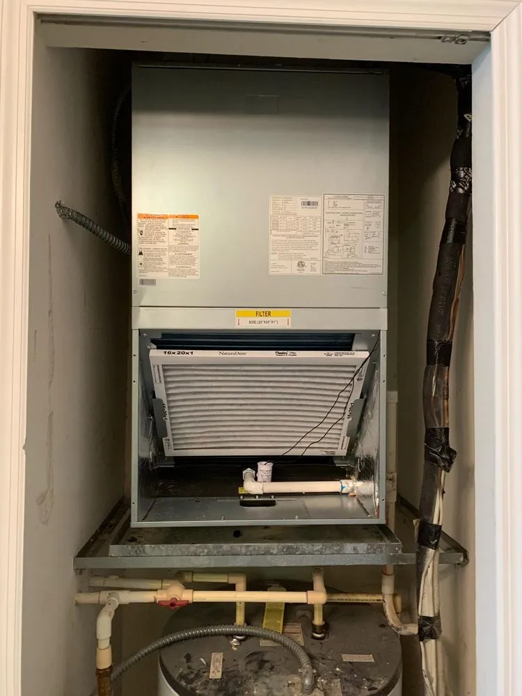 Slide of A/C Medics of Orlando