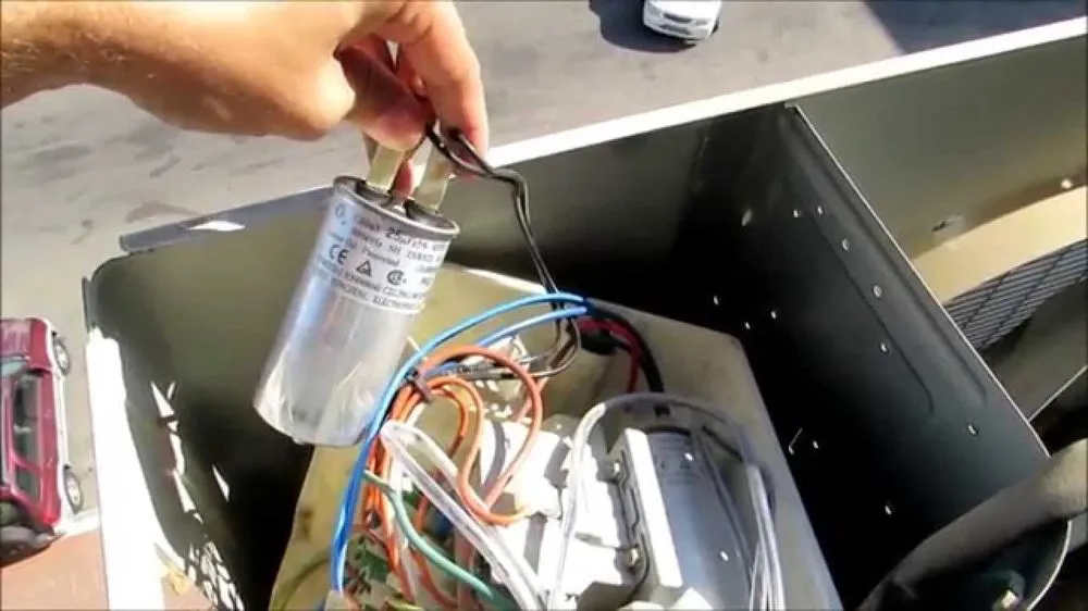 Slide of Ac repair team