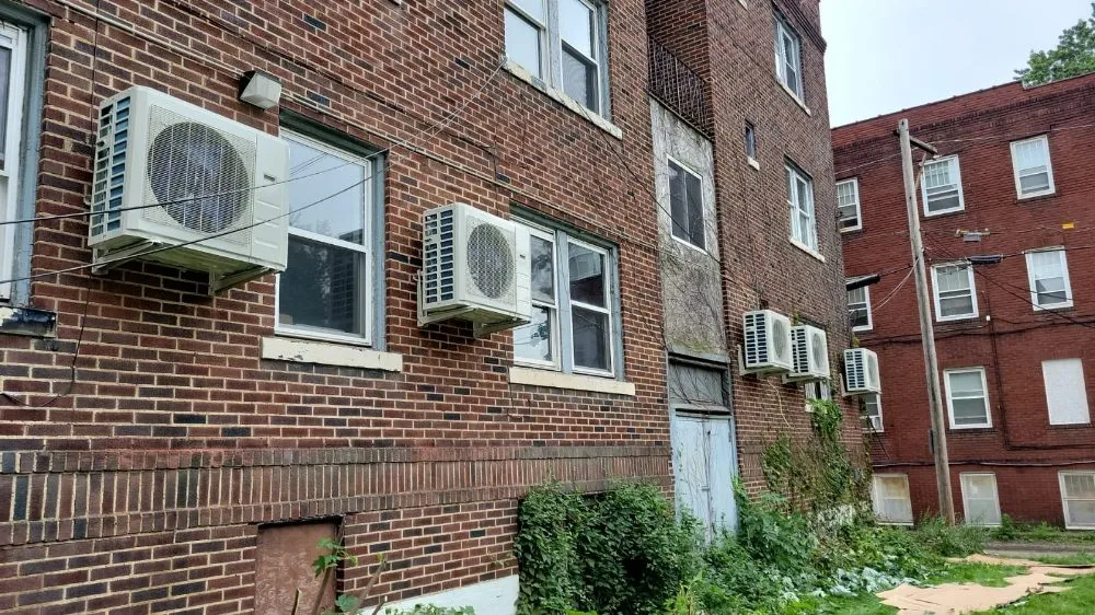 Slide of Ac R&R Heating and Cooling