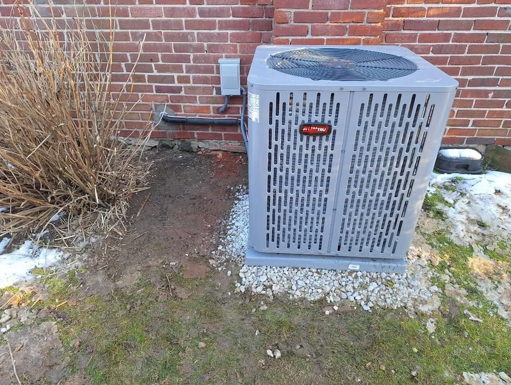 Slide of A/C Runwell