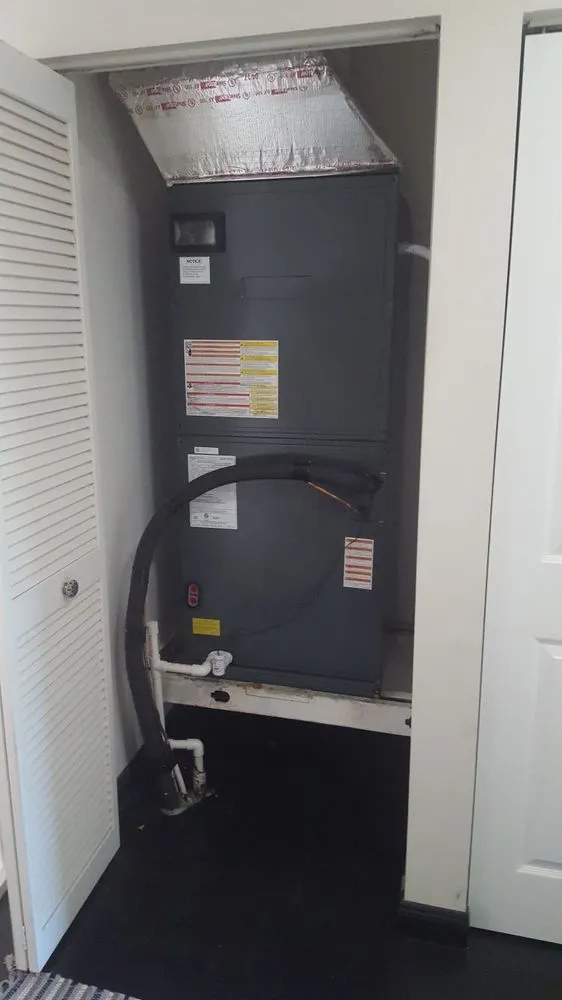 Slide of A/C Service Doral