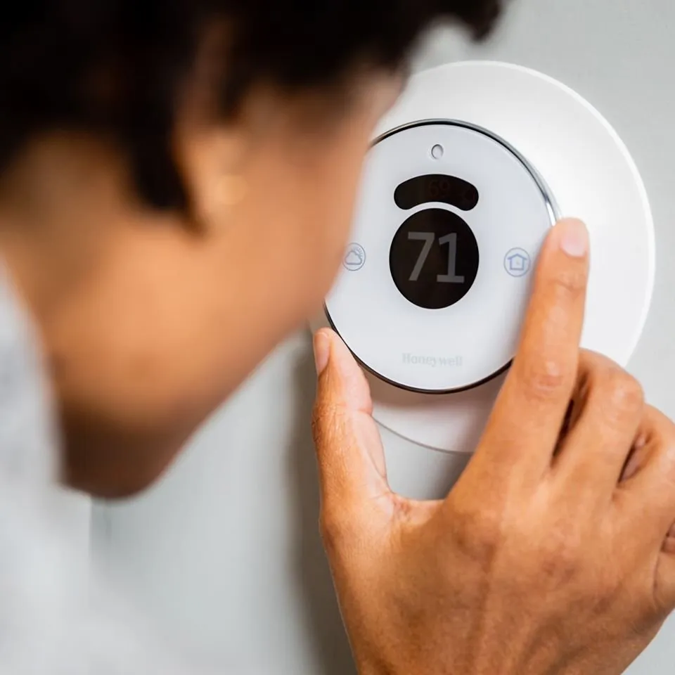 Slide of AC Services Heating & Air Conditioning