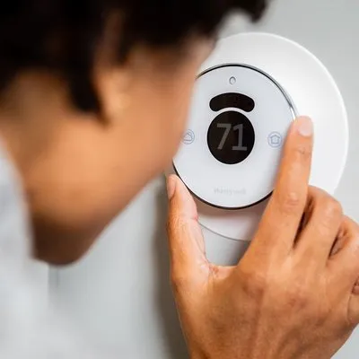 AC Services Heating & Air Conditioning Logo