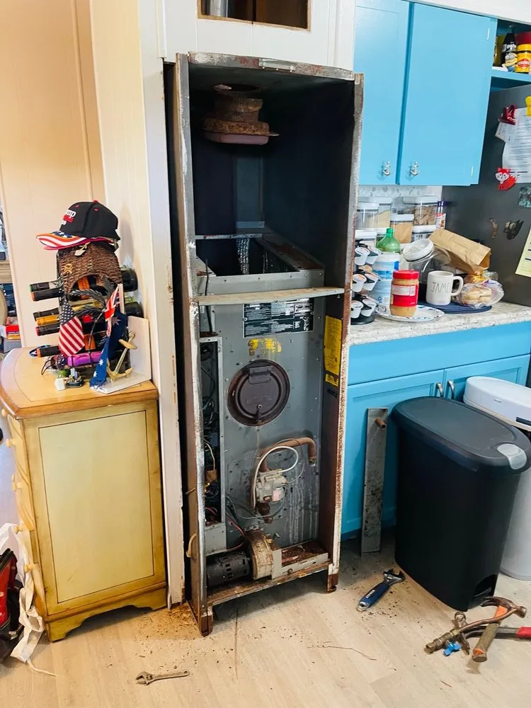 Slide of AC Warehouse - Bradenton