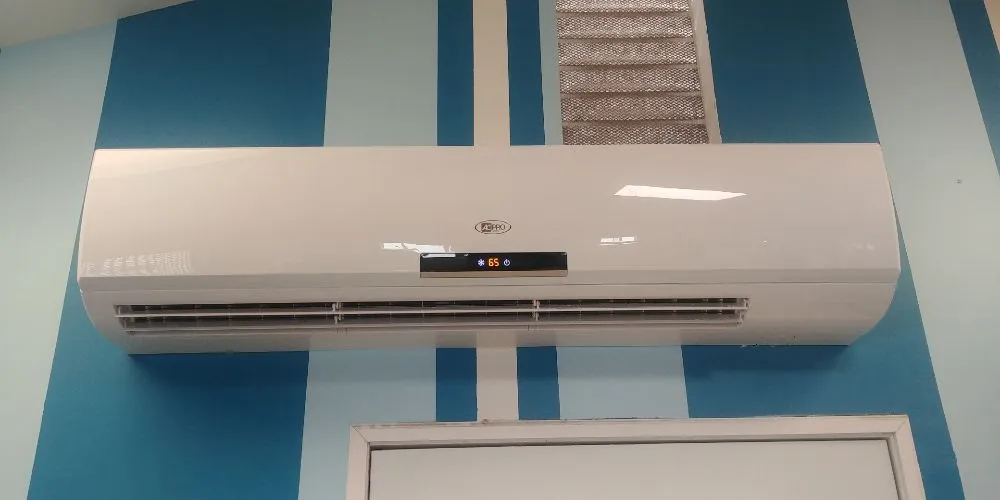 Slide of Accolade Air