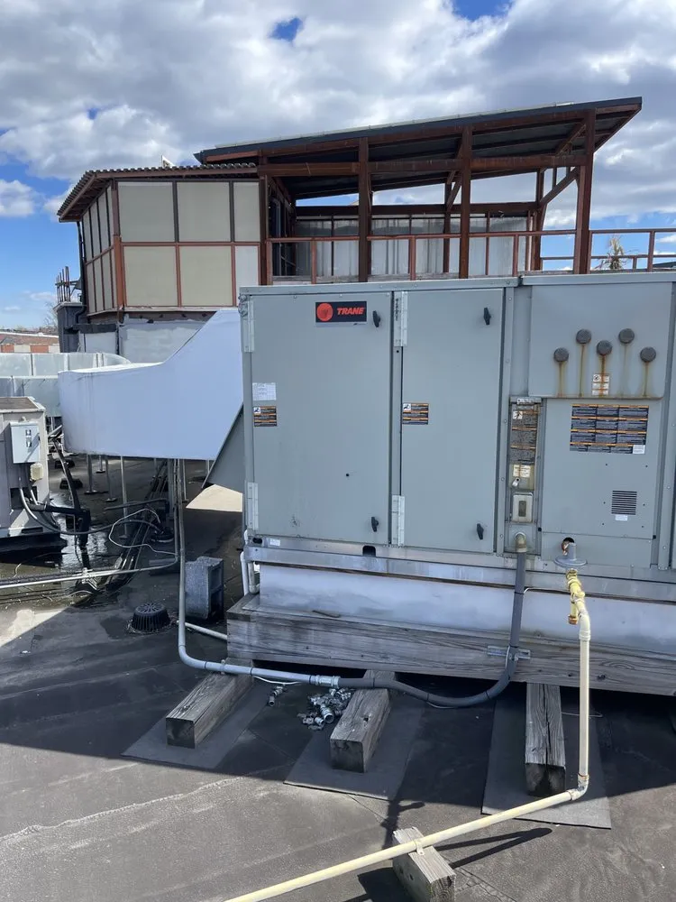 Slide of Accurate Services Tech