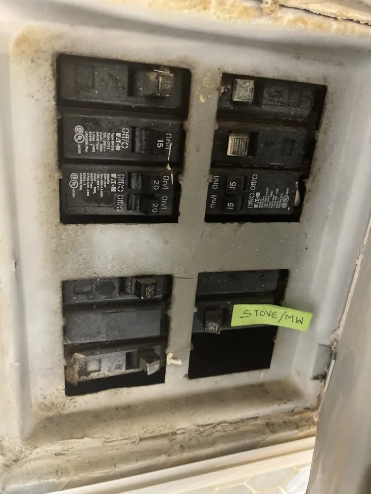 Slide of Accurate Services Tech