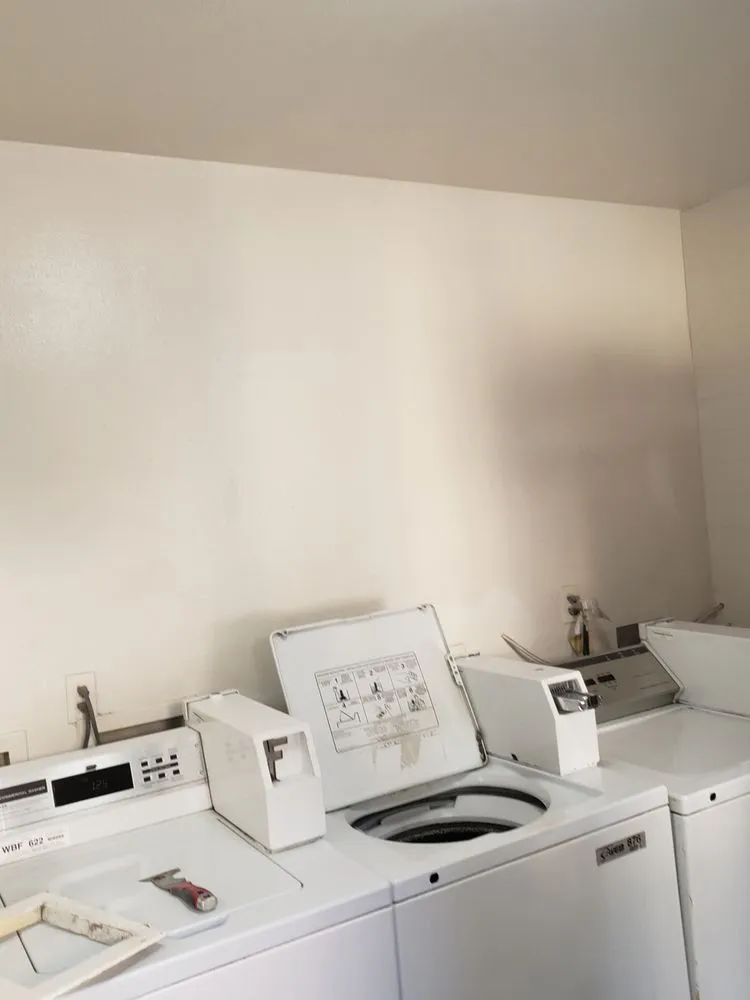 Slide of ACES Hand-E Services