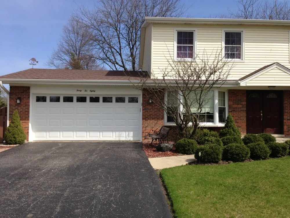 Slide of Acme Tech Services