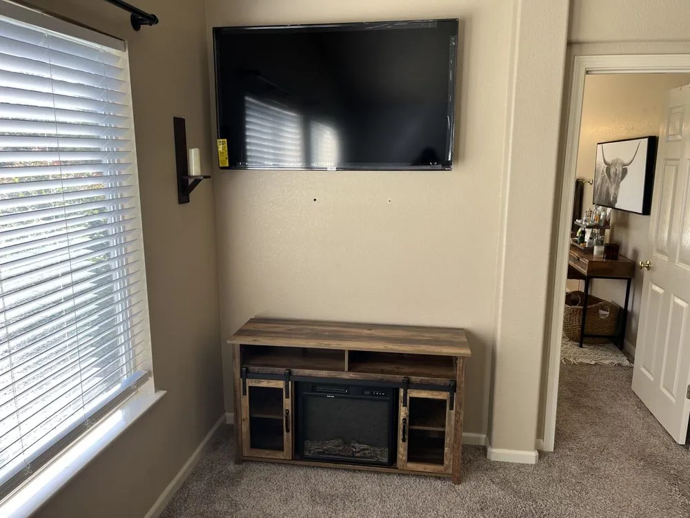 Slide of Acosta Handyman Services