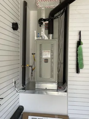 Acosta Heating and Air Conditioning Logo
