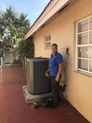 ACT  Air Conditioning Tech Logo