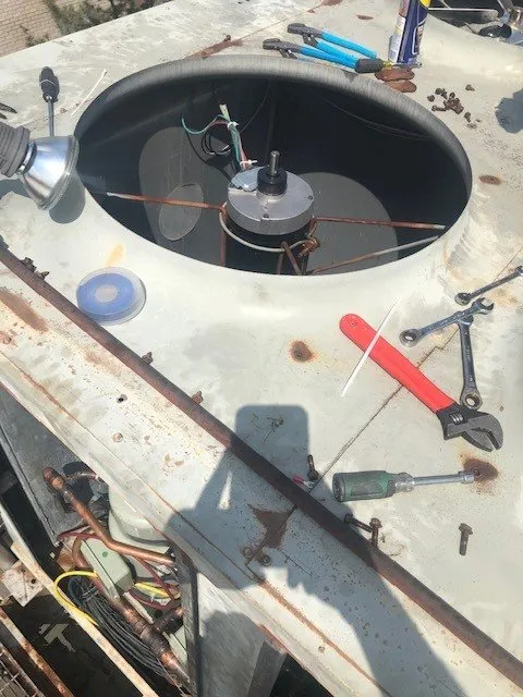 Slide of Admiral Airtech