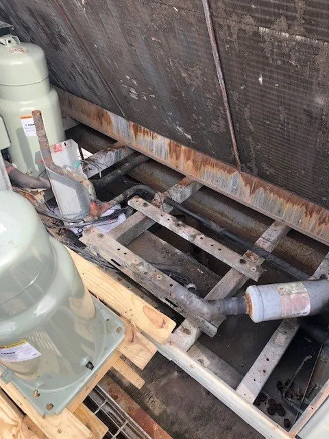 Slide of Admiral Airtech