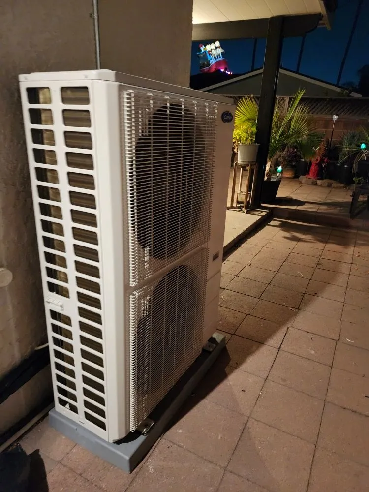 Slide of Adolfo Insulation