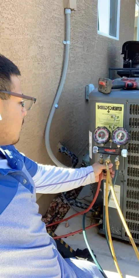 Slide of Advance Air