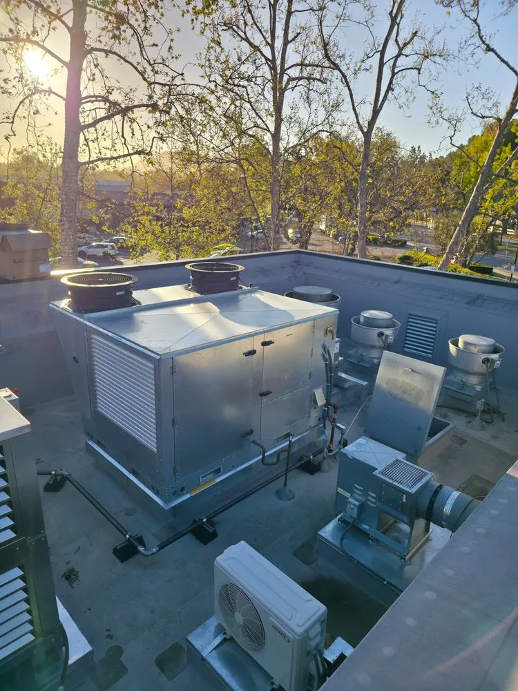 Slide of Advance Air Solutions