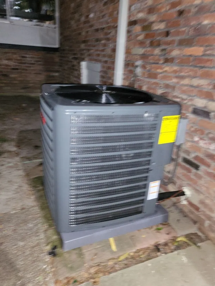 Slide of Advance Tech HVAC & Refrigeration