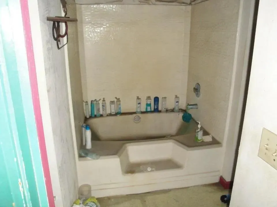 Slide of Advanced Cleaning & Restoration