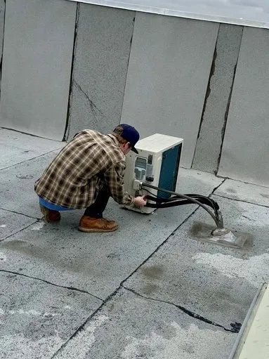 Slide of Advanced Heating & Air Conditioning