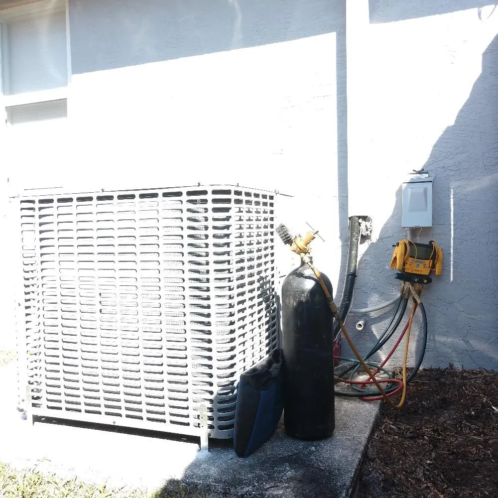 Slide of Advantage Air Conditioning of the Treasure Coast